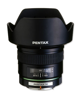 Širokoúhlé objektivy od Pentaxu a Sigmy