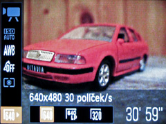 Canon A3000 IS vs. A3100 IS: souboj megapixelů