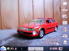 Samsung WB2000: stylová bomba