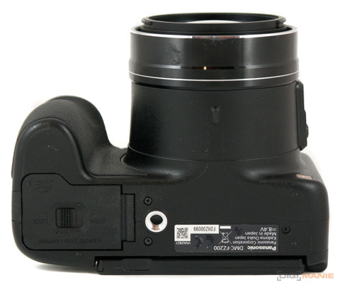 Panasonic Lumix FZ200: ultrazoomové překvapení roku