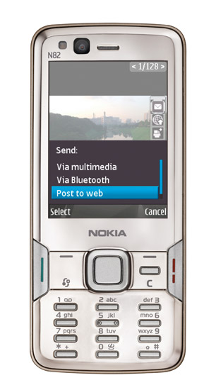 Nokia N82 - fotoaparát a multimediální přístroj v jednom