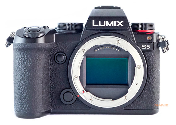 Panasonic Lumix S5: kompaktnější video-profík