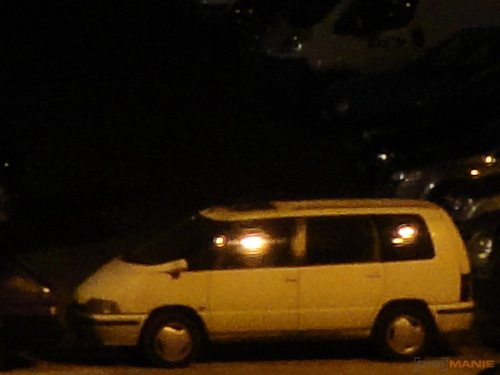 Sony Cyber-shot W570: jde to i s 16 megapixely