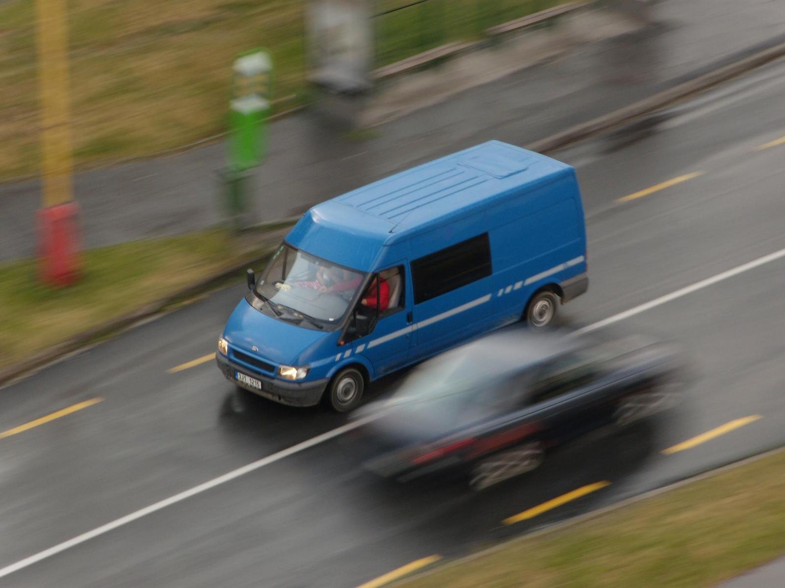 Nikon Coolpix P60: rychlý maratonec