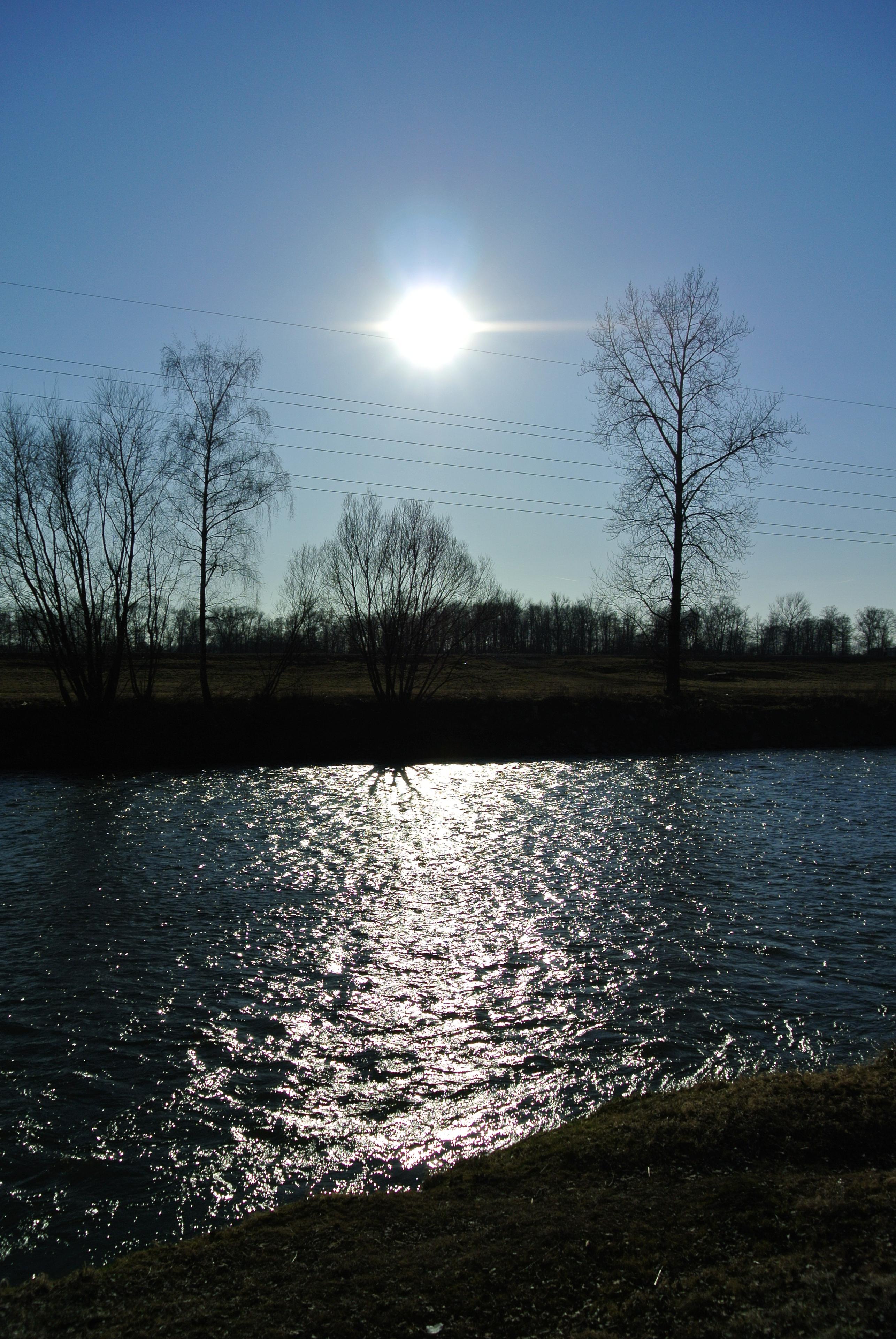 Nikon 1 V1: rychlejší než blesk