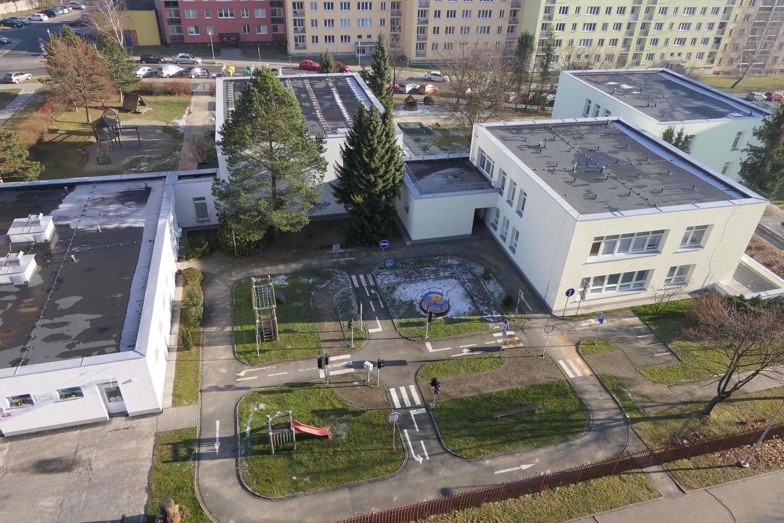 Panasonic Lumix FZ2000: ultrazoom nebo profi kamera?