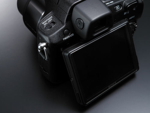 Sony DSC-H50: Krasavec s 9 megapixely