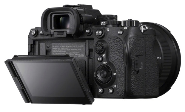 Sony A7R V přichází s 8EV IBIS, 240MPx multiexpozicí a umělou inteligencí
