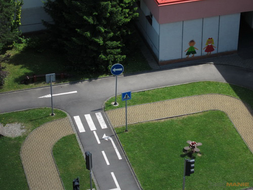 Canon IXUS 300 HS: superstylovka i pro náročné