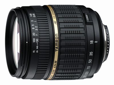 Tamron nabízí nové objektivy pro fotoaparáty Nikon (17-50 mm, 18-200 mm a 70-300 mm)