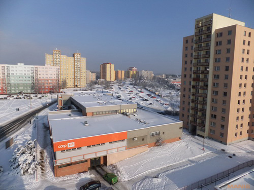 Fujifilm FinePix F300EXR: klame tělem