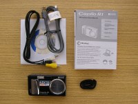 Caplio R1: Široká kompaktní náruč