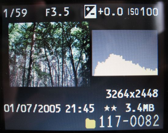 Acer CR-8350: Kompaktních 8 Mega