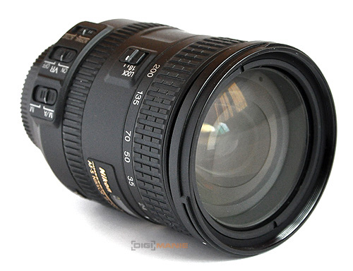 Dva objektivy nebo jeden ultrazoom?