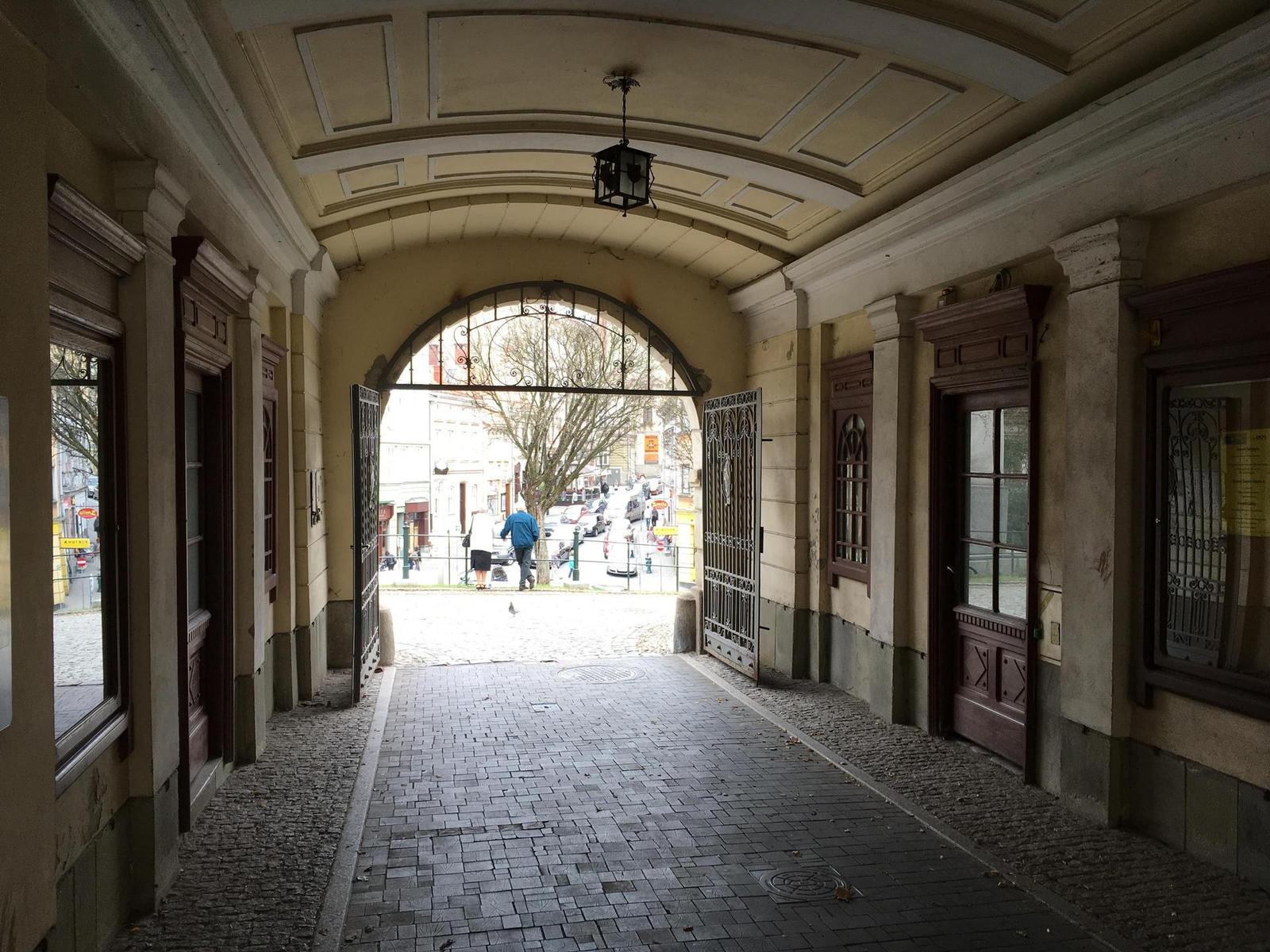 Apple iPhone SE: kompaktní silák