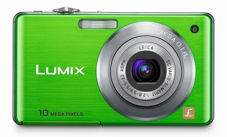 Nové stylové kompakty Panasonic Lumix FS6 a FS7