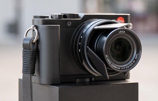 Leica představila kompakt D-Lux 7 Street Kit