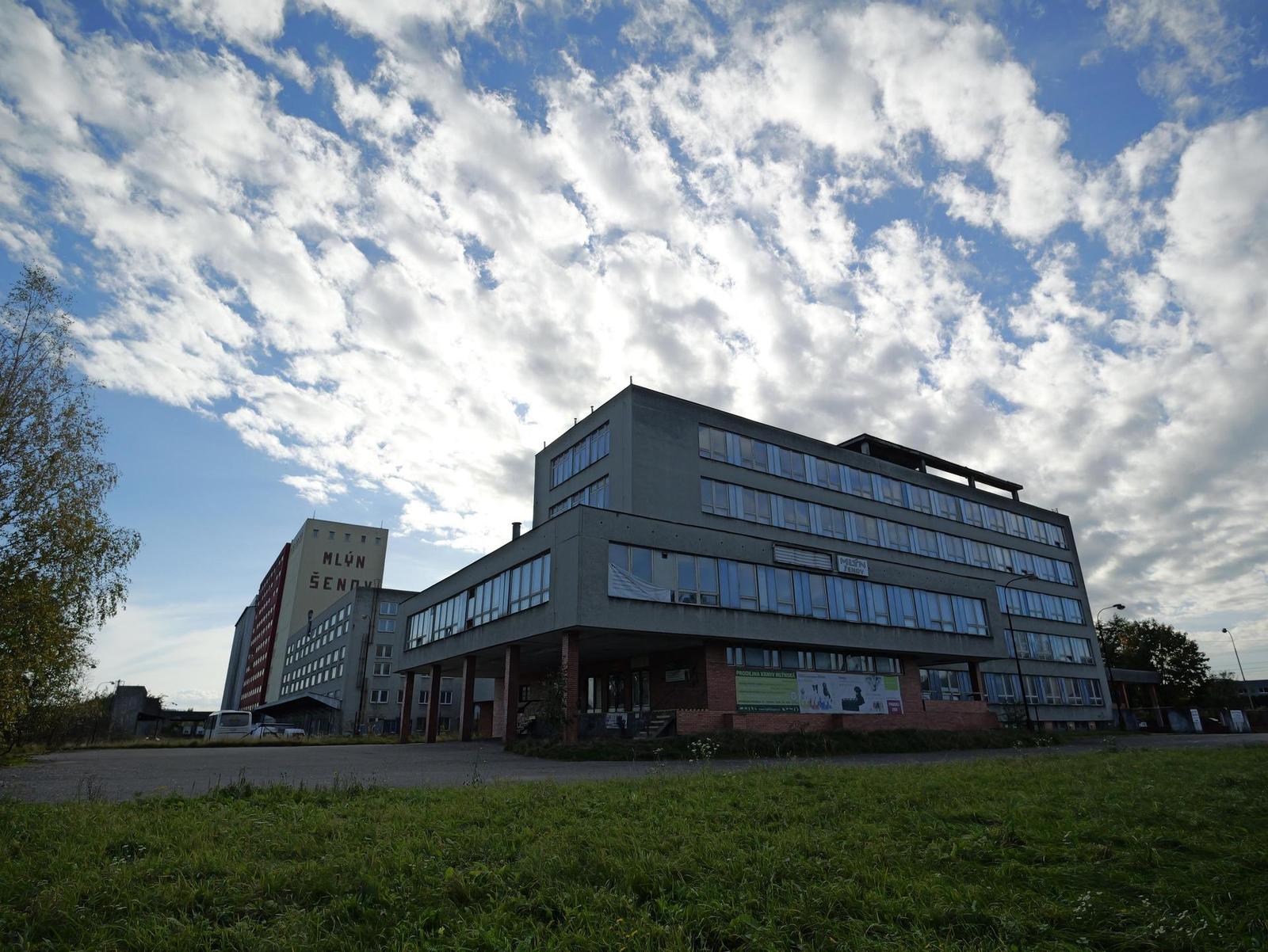 Panasonic Lumix G9 II: foťák pro fotografy, který potěší i kameramany