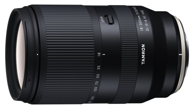 Tamron oznamuje vývoj ultrazoomu 18-300mm pro APS-C CSC