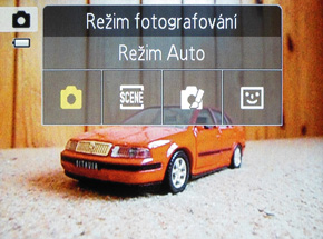 Nikon Coolpix S4300: dotyk 6× zoomu