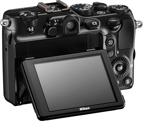 Nikon CoolPix P7100: ve šlépějích P7000