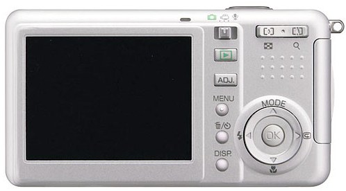 Ricoh Caplio R2: Rezervovaný elegán
