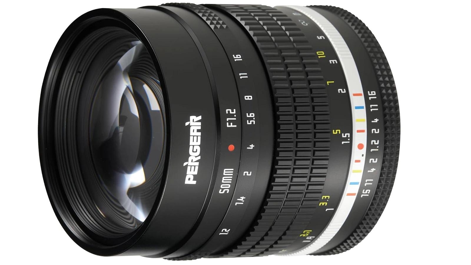 Pergear 50mm F1.2 pro APS-C a MFT stojí jen 99 USD
