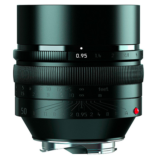 Leica 0.95 Collection, objektiv, stylová pera, klíčenka a zapalovač