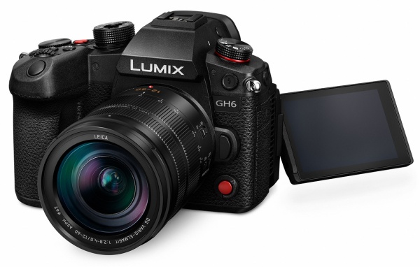 Dvě ceny EISA 2022-2023 pro Panasonic a Sigmu