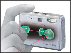 Konica Minolta X50: tenký a rychlý elegán