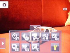 Nikon Coolpix S1100pj: kino v kompaktu