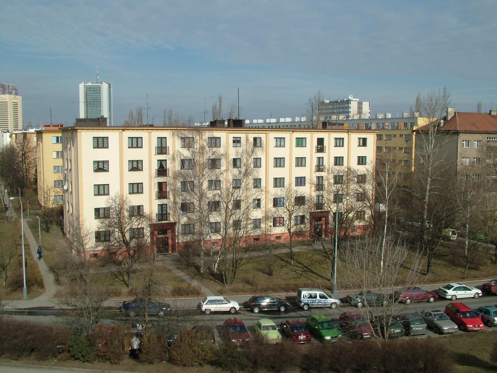 Fujifilm S7000: šestimegapixel s šestinásobným optickým zoomem