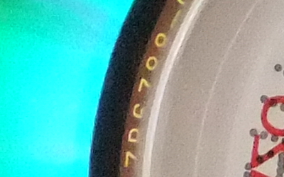 Fujifilm FinePix F300EXR: klame tělem