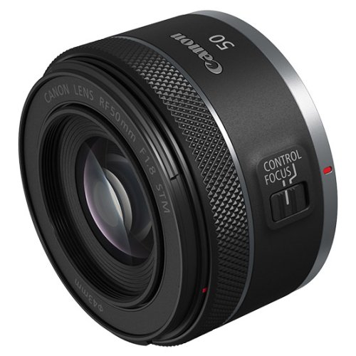 Canon uvádí kompaktní a levný objektiv RF 50mm f/1.8 STM