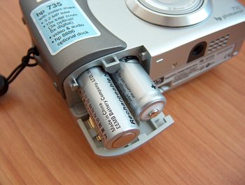 HP Photosmart 735: jednoduchý foťáček s bohatým příslušenstvím!