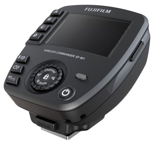 Fujifilm představuje externí blesk EF-60 a vysílač EF-W1