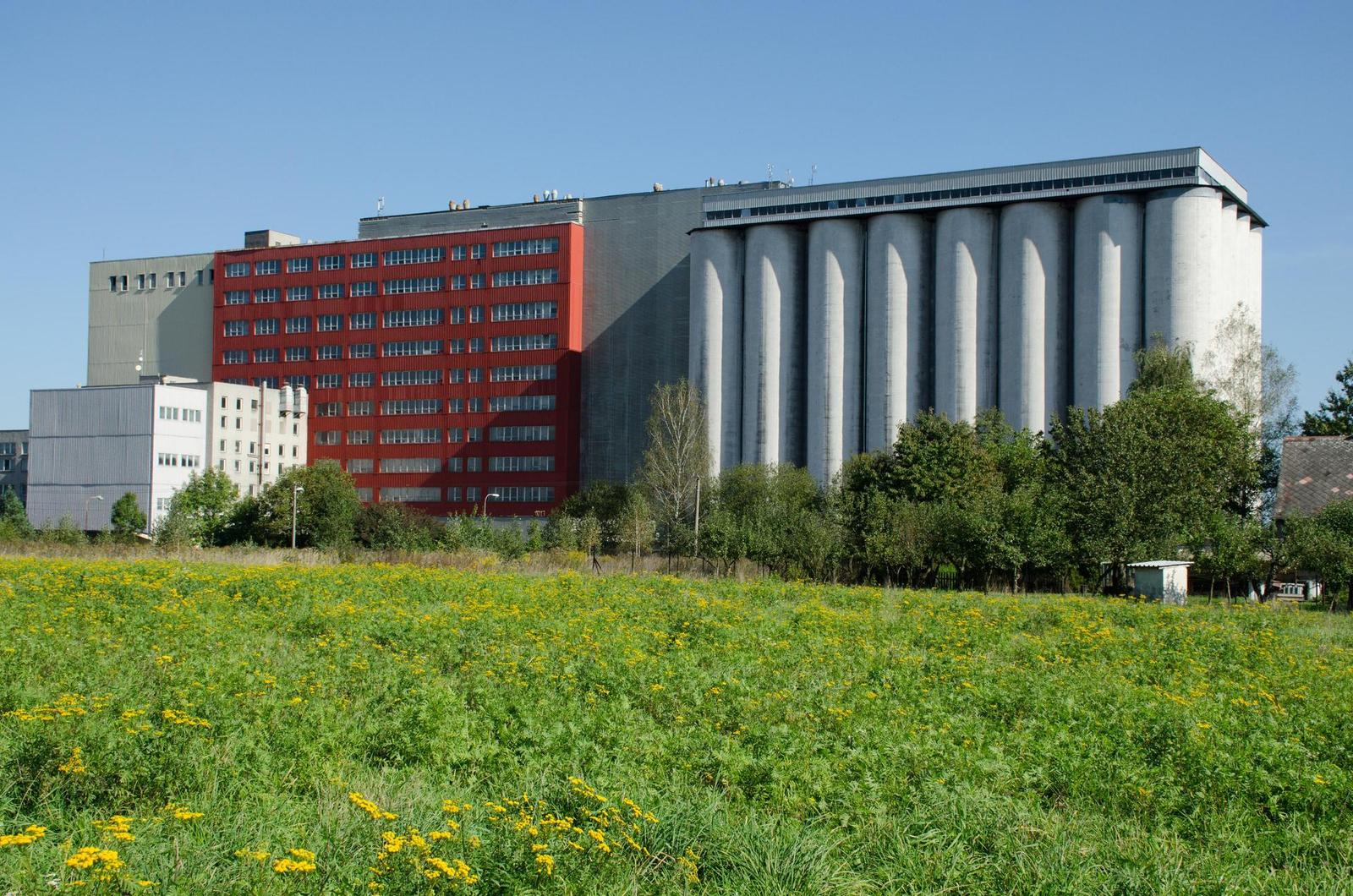 Vyšší rozlišení a hustota pixelů APS-C čipů: k čemu další MPx?