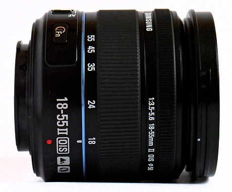 Samsung NX11: šikovnější brácha