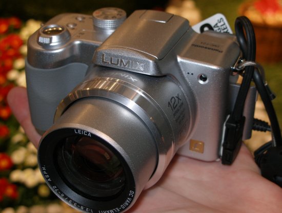 CeBIT 2005: Zoomící se lumíci