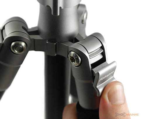 Stativ Rollei Compact Taveller No.1: lehký cestovatel