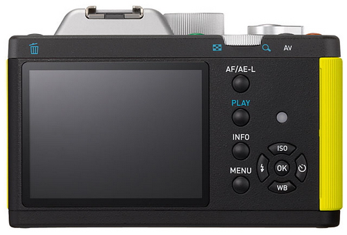 Pentax představuje K-01, CSC fotoaparát s APS-C čipem