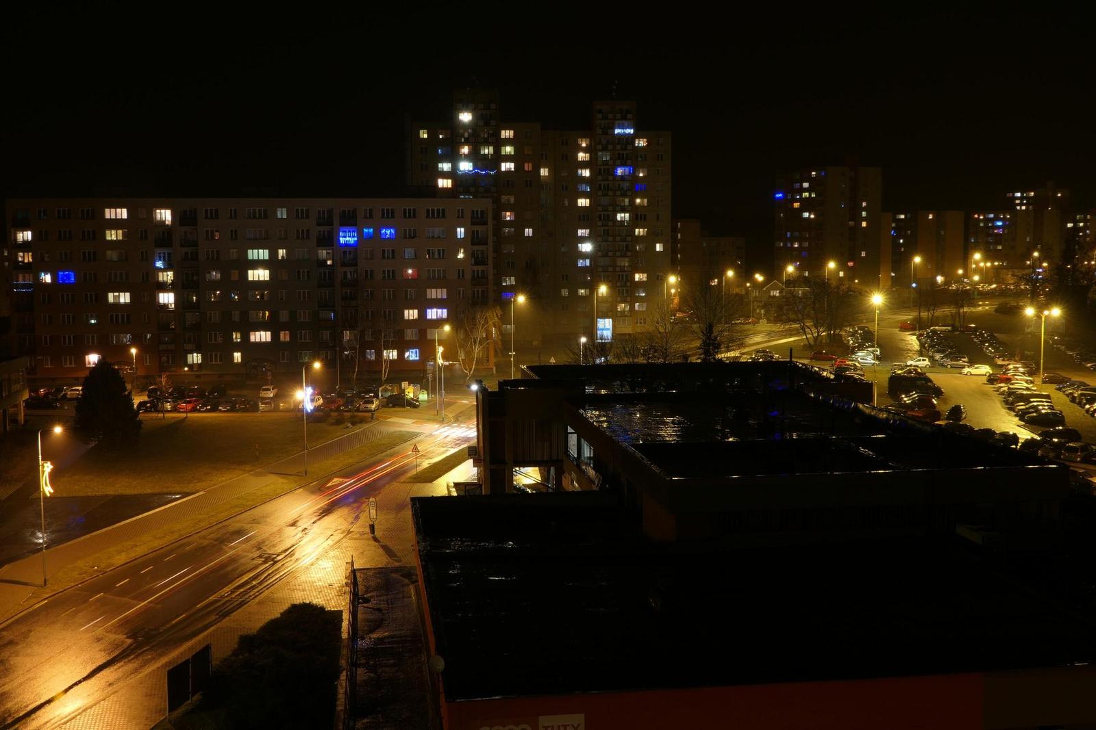 Panasonic Lumix FZ2000: ultrazoom nebo profi kamera?