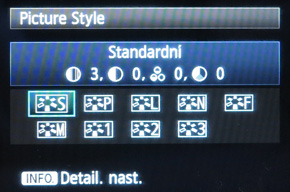 Canon EOS 60D: na pomezí dvou světů