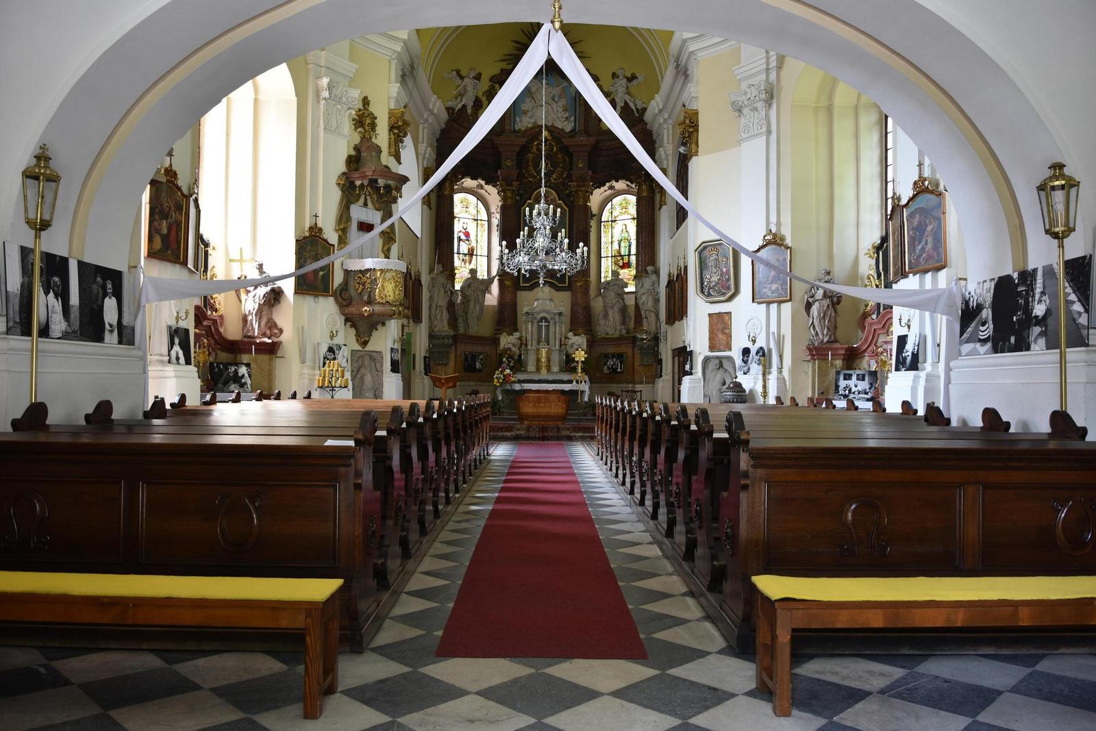 Nikon D7200: přesvědčivé zrcadlo