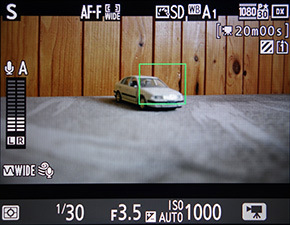 Nikon D7200: přesvědčivé zrcadlo