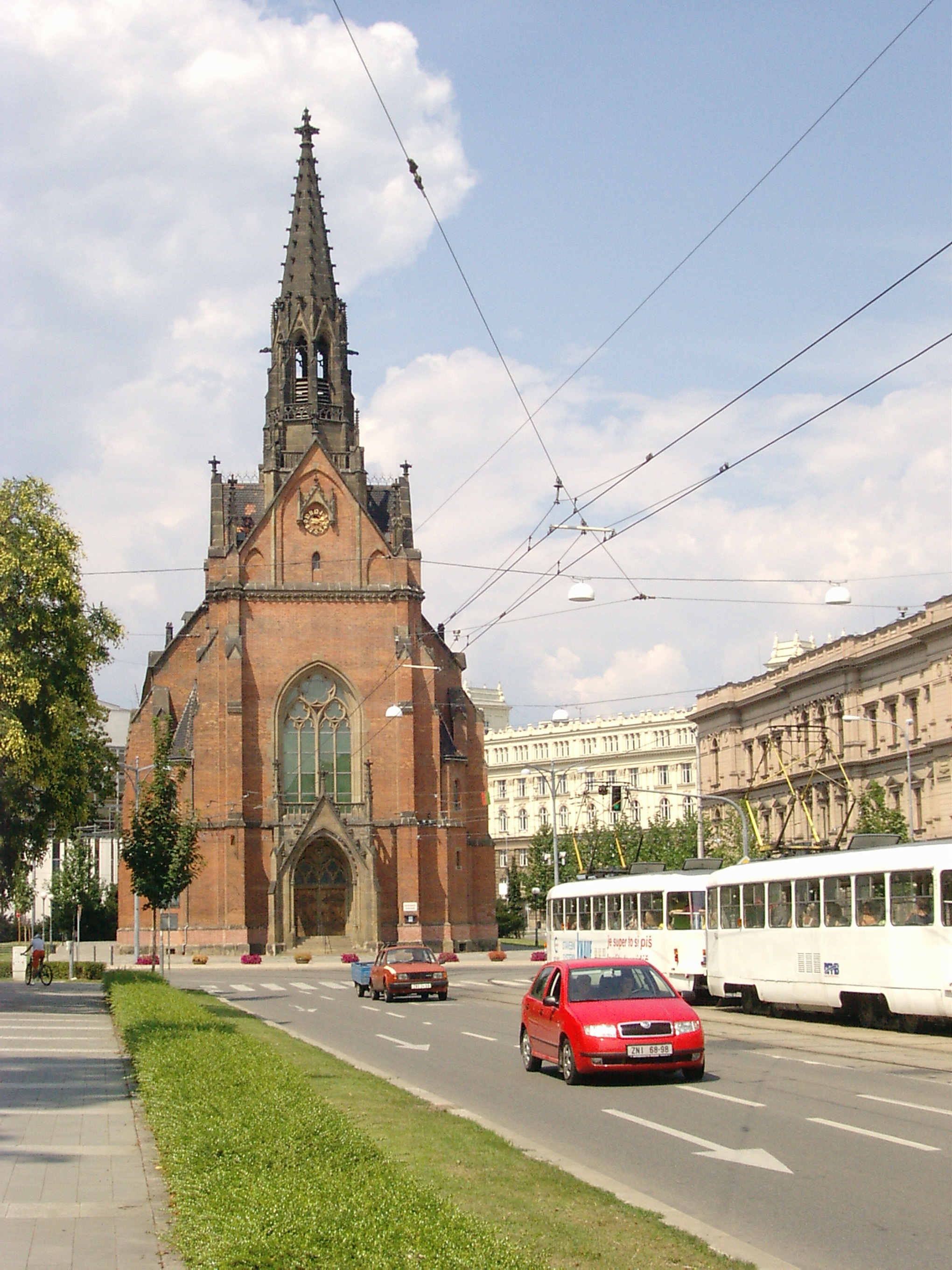 DiGICAM Aosta AX330C: nově již s CCD a AF