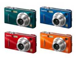 Panasonic Lumix DMC-FX5: Šperk s optickým stabilizátorem