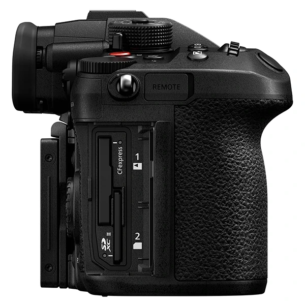 Panasonic představil Lumix GH7 s fázovým ostřením i 32bitovým audiem