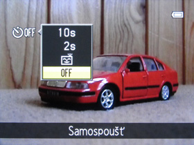 Nikon Coolpix S9100: rudý bojovník