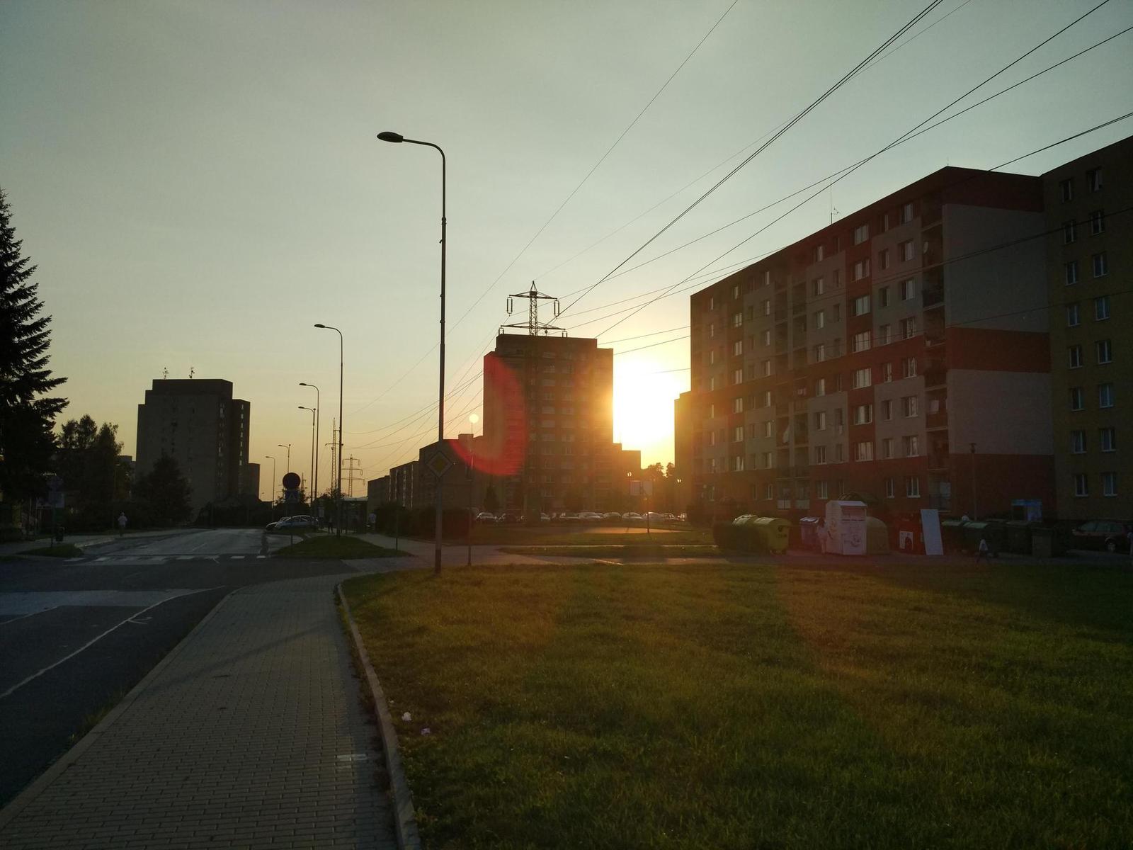 Xiaomi Mi 4C 16GB: ostřejší než břitva